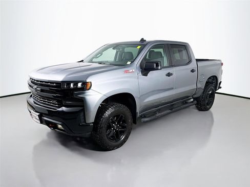 Used 2021 Chevrolet Silverado 1500 LT Trail Boss image 4