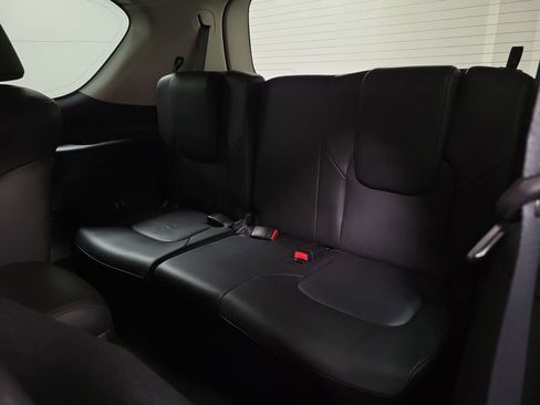 Used 2021 Nissan Armada SL w/ Captain's Chairs Package AWD/4WD image 27