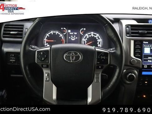Used 2023 Toyota 4Runner Limited image 21