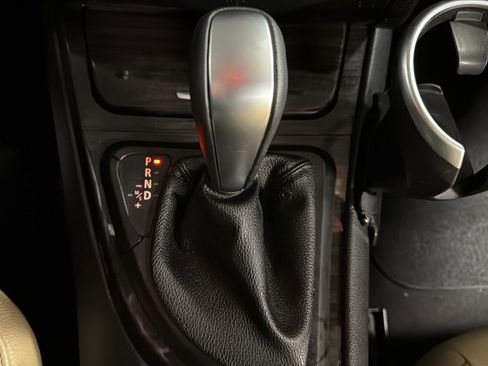 Used 2013 BMW 128i Convertible image 28