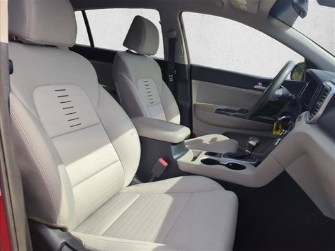 Used 2021 Kia Sportage LX w/ LX Fwd Popular Package image 22