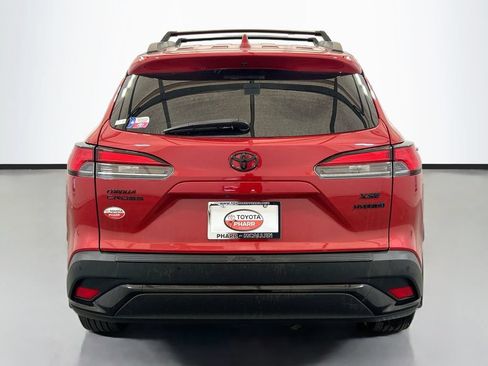 Used 2024 Toyota Corolla Cross AWD Hybrid w/ Convenience Package image 5