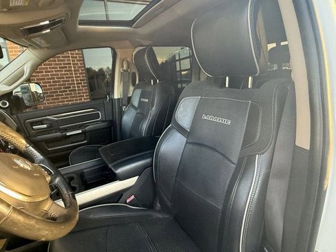 Used 2019 RAM 2500 Laramie image 21