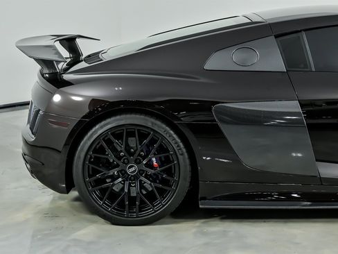 Used 2017 Audi R8 V10 plus image 13