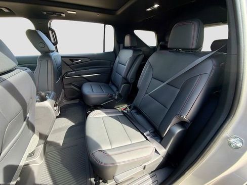 New 2026 Chevrolet Traverse Z71 w/ LPO, Floor Liner Package AWD/4WD image 27