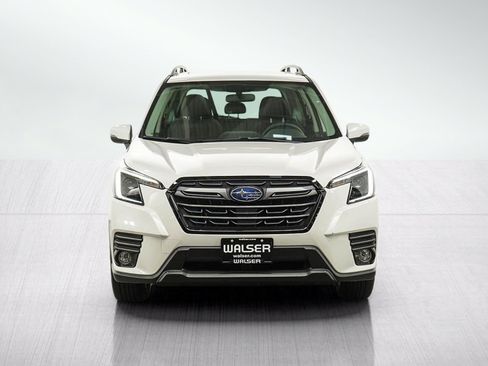Used 2023 Subaru Forester Limited AWD/4WD image 8