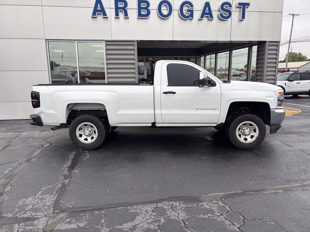 Used 2017 Chevrolet Silverado 1500 W/T w/ Trailering Package RWD image 4