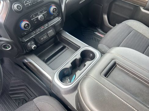 Used 2022 Chevrolet Silverado 1500 LT Trail Boss w/ LPO, Dark Essentials Package AWD/4WD image 25