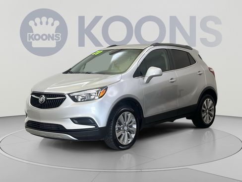 Used 2020 Buick Encore Preferred AWD/4WD image 4