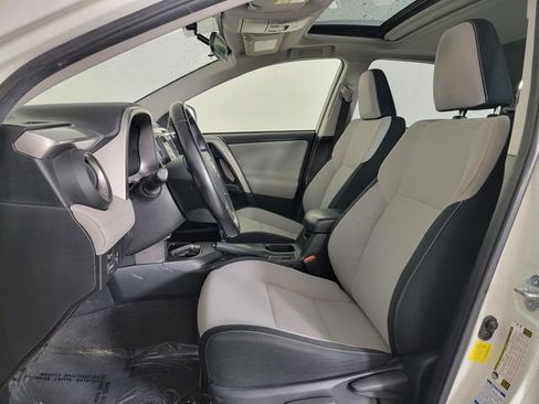 Used 2016 Toyota RAV4 XLE image 13