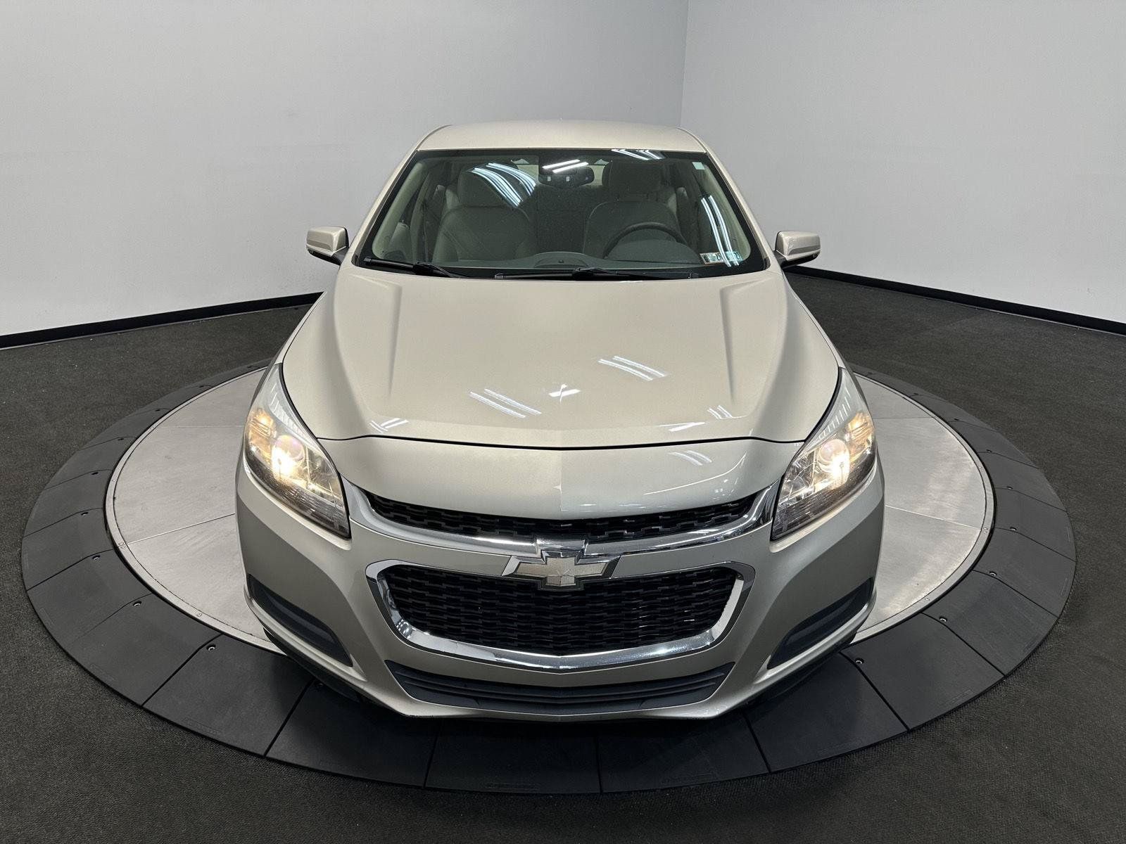 Used 2014 Chevrolet Malibu LT w/ Power Convenience Package FWD image 3