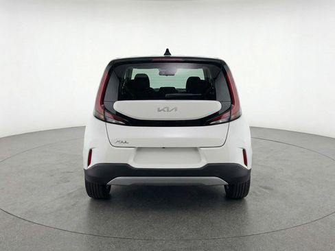 Used 2025 Kia Soul LX w/ LX Technology Package FWD image 7