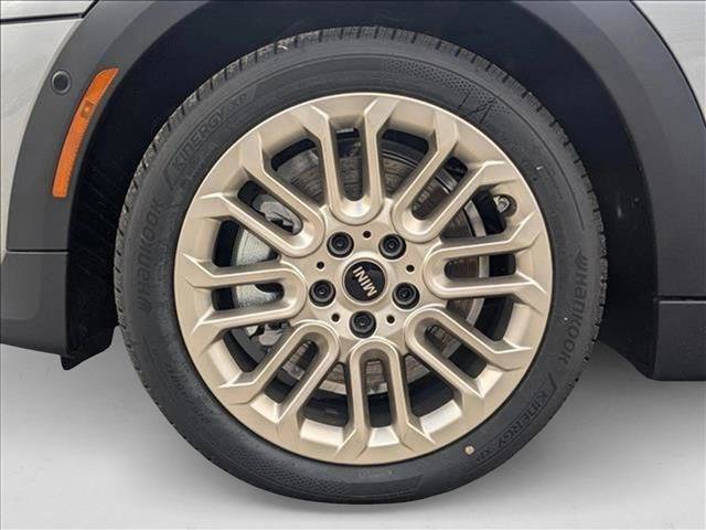 Used 2025 MINI Cooper 2-Door Hardtop FWD image 10