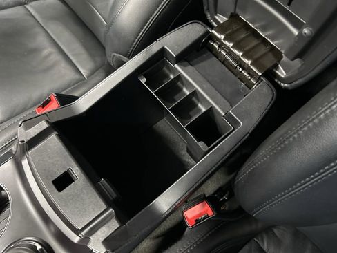 Certified 2017 Ford Explorer XLT w/ Equipment Group 202A image 23