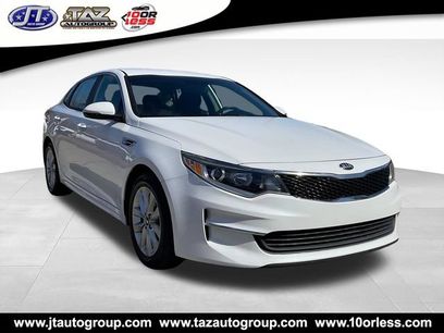 Used 2018 Kia Optima LX w/ 17" Alloy Wheels Package