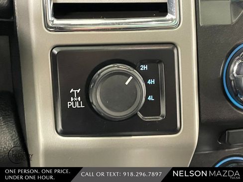 Used 2017 Ford F350 Lariat w/ Lariat Ultimate Package image 34