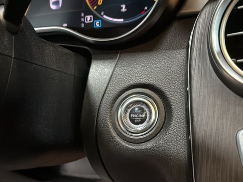 Used 2021 Mercedes-Benz C 300 4MATIC Sedan image 19