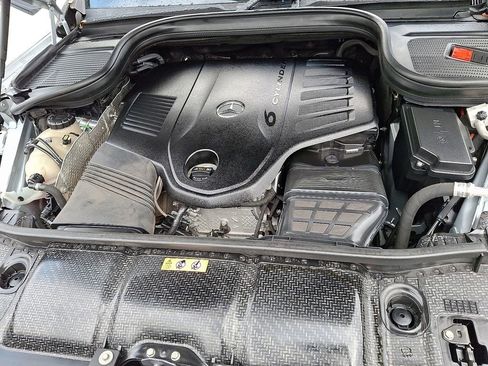 Used 2022 Mercedes-Benz GLS 450 4MATIC image 27