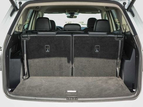 Certified 2024 Volkswagen Atlas SE image 26