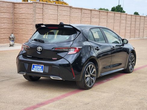 Used 2021 Toyota Corolla XSE FWD image 5