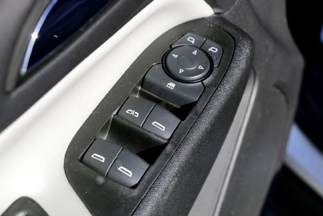 Used 2022 Chevrolet Equinox LS w/ LS Convenience Package AWD/4WD image 24
