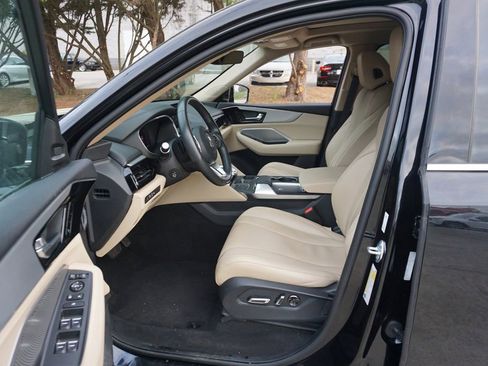 Used 2023 Acura MDX SH-AWD w/ Technology Package image 2