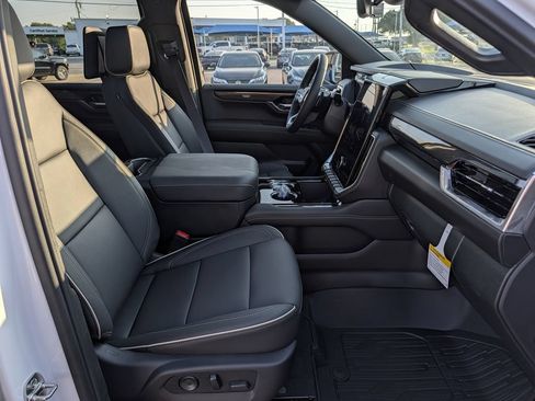 New 2026 GMC Yukon XL Elevation w/ Elevation Premium Package AWD/4WD image 34