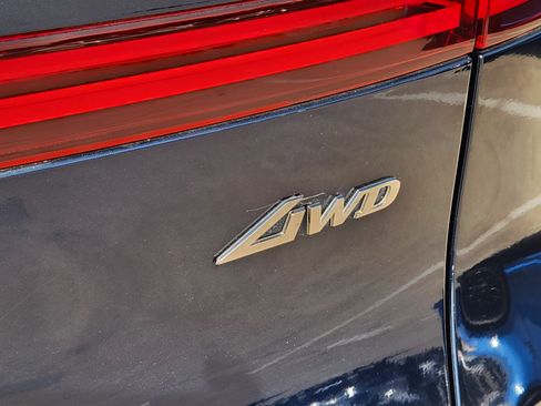 Used 2023 Genesis GV70 2.5T Select w/ Select Package image 14