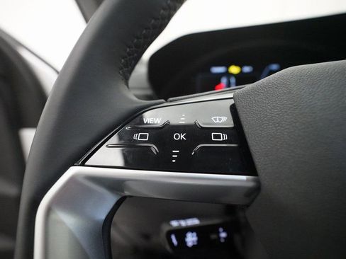 Used 2025 Audi Q5 Premium Plus w/ Premium Plus image 18