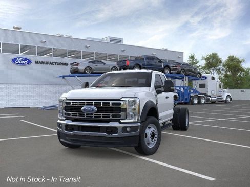 New 2026 Ford F550 4x4 Supercab Super Duty image 3