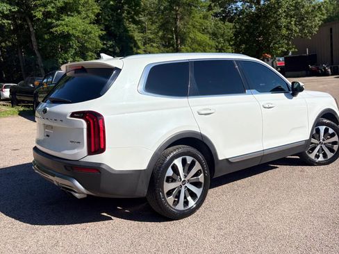 Used 2020 Kia Telluride EX w/ EX Premium Package FWD image 8