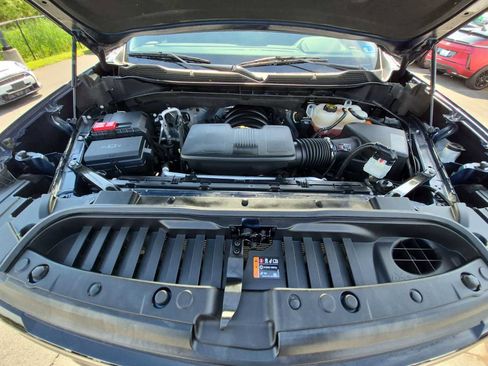 Used 2023 Chevrolet Silverado 1500 LT Trail Boss w/ Protection Package AWD/4WD image 15