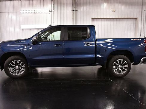 Used 2023 Chevrolet Silverado 1500 LT AWD/4WD image 4