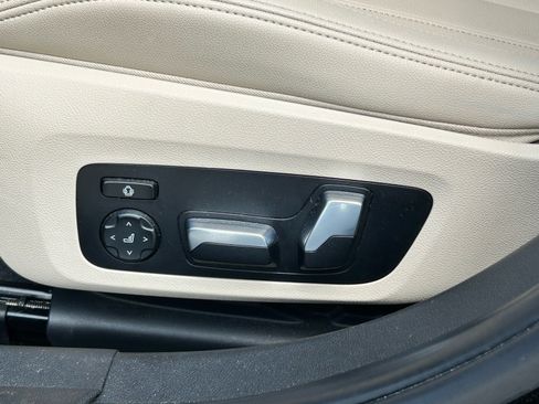 Used 2019 BMW 330i Sedan w/ Convenience Package RWD image 15