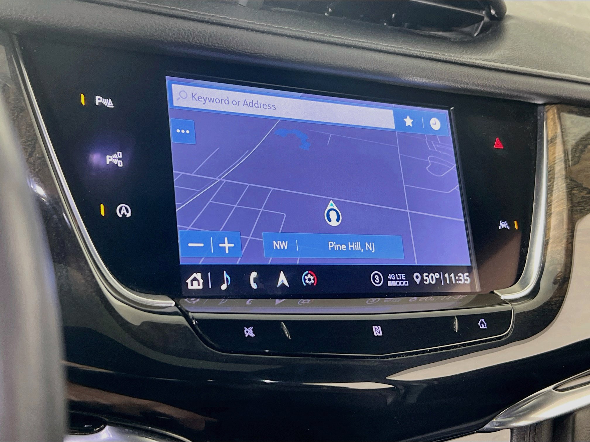 Used 2020 Cadillac XT6 Premium Luxury AWD/4WD image 13