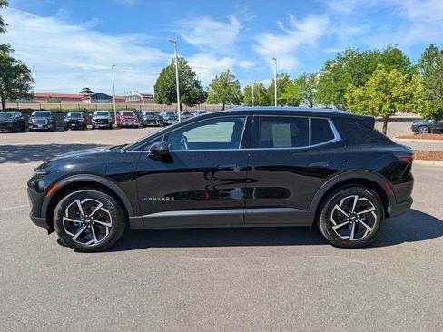 Used 2026 Chevrolet Equinox EV LT AWD/4WD image 3