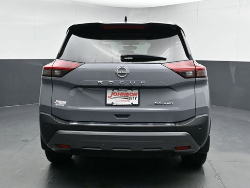 Used 2023 Nissan Rogue SL w/ SL Premium Package image 8