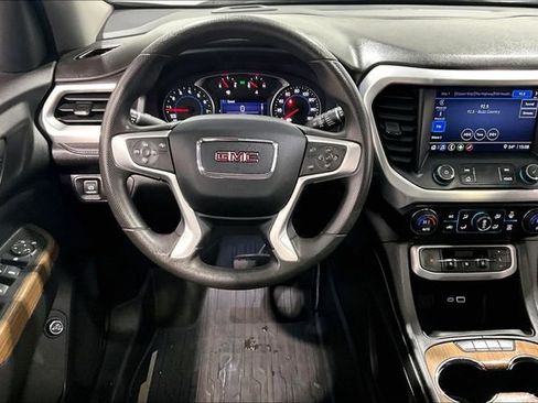 Used 2023 GMC Acadia SLE w/ LPO, Black Accent Package image 8