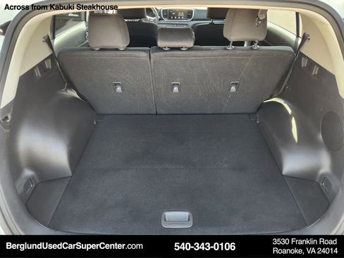 Used 2021 Kia Sportage LX FWD image 15