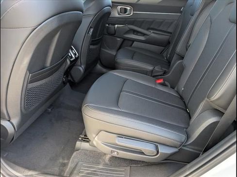 New 2026 Kia Sorento SX image 8