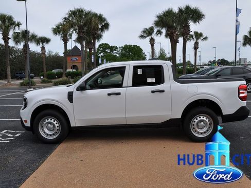 New 2026 Ford Maverick XL image 2