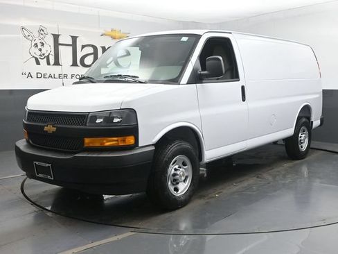 New 2026 Chevrolet Express 2500 w/ Driver Convenience Package RWD image 12