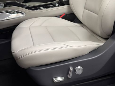 New 2026 Lincoln Nautilus Premier w/ Equipment Group 102A image 17