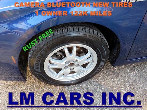 Used 2011 Toyota Prius Three image 17