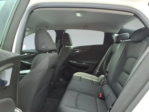 Used 2024 Chevrolet Malibu LS w/ Driver Confidence Package FWD image 11