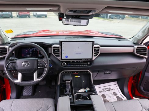 Used 2024 Toyota Tundra Limited AWD/4WD image 49