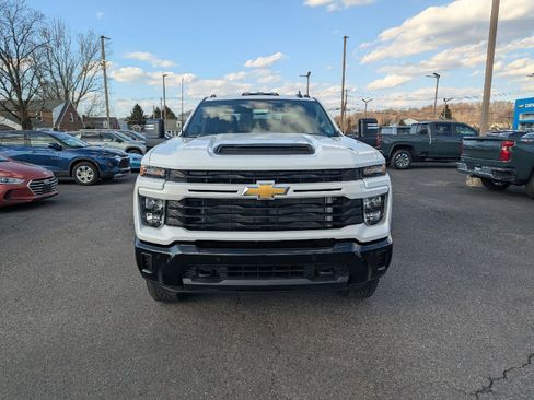 New 2026 Chevrolet Silverado 2500 Custom image 2