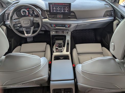 Used 2024 Audi Q5 2.0T Premium Plus w/ Premium Plus Package AWD/4WD image 23