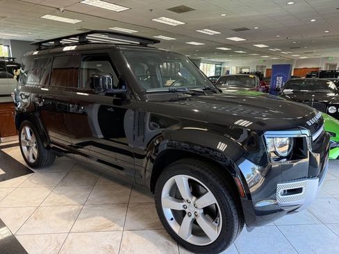 Used 2022 Land Rover Defender 110 XS Edition image 1