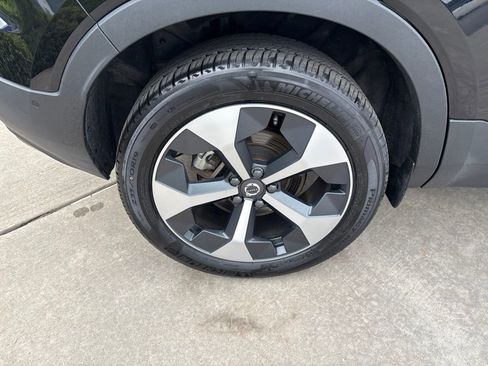 Certified 2026 Volvo XC40 B5 Plus AWD/4WD image 13